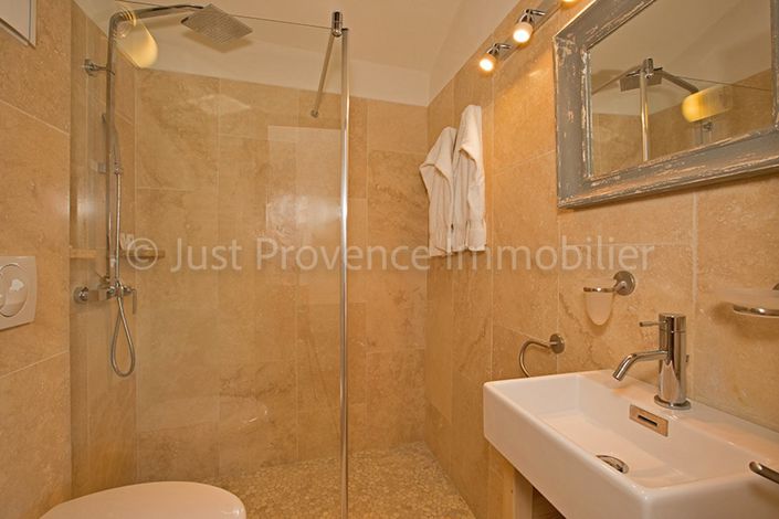 Image No.12-4 Bed House for sale