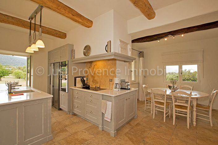 Image No.6-4 Bed House for sale
