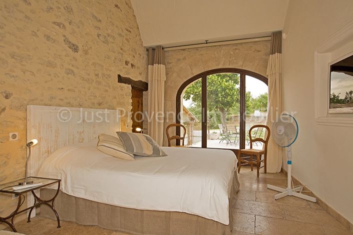 Image No.8-4 Bed House for sale