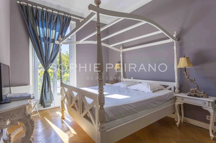 Image No.4-6 Bed House for sale