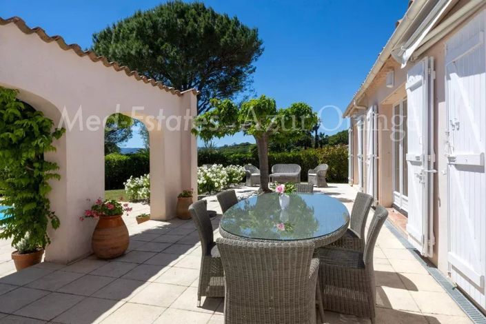 Image No.19-4 Bed House for sale