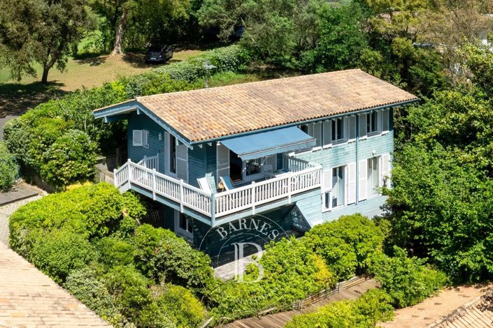 Image No.24-8 Bed House for sale