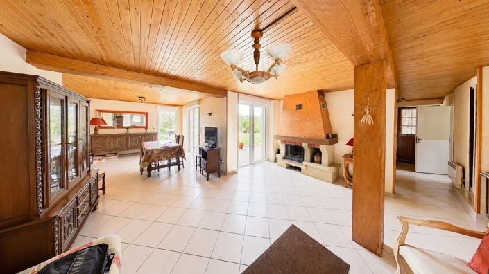 Image No.4-4 Bed House for sale
