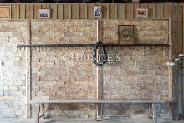 Image No.28-13 Bed House for sale