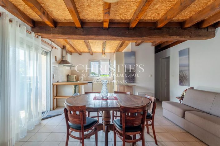 Image No.36-13 Bed House for sale
