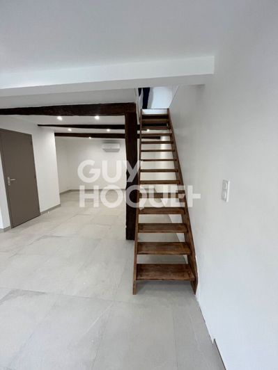 Image No.11-2 Bed House for sale