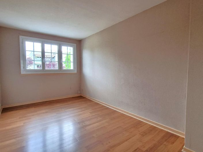 Image No.4-3 Bed House for sale