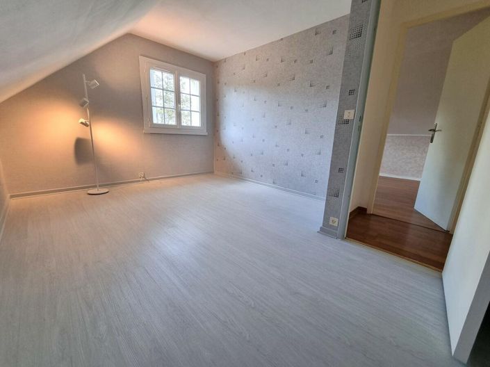 Image No.5-3 Bed House for sale