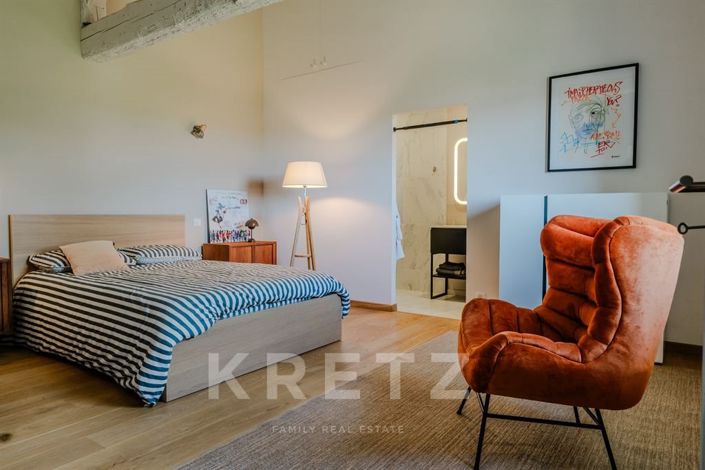 Image No.25-4 Bed House for sale