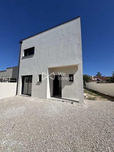 Image No.6-4 Bed House for sale