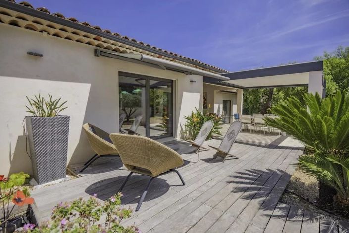 Image No.3-4 Bed House for sale