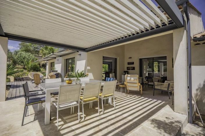 Image No.7-4 Bed House for sale