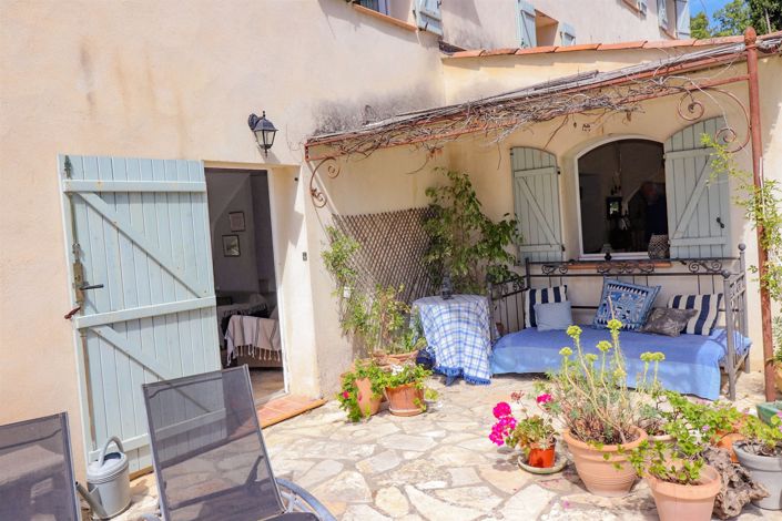 Image No.41-6 Bed House for sale