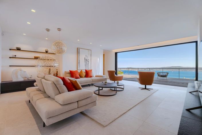Image No.5-5 Bed House for sale