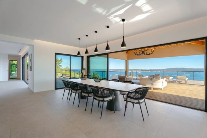 Image No.7-5 Bed House for sale