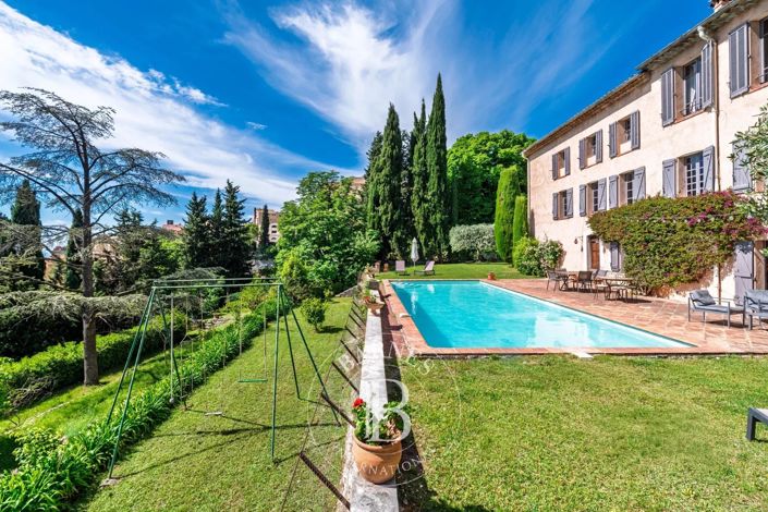 Image No.3-11 Bed House for sale