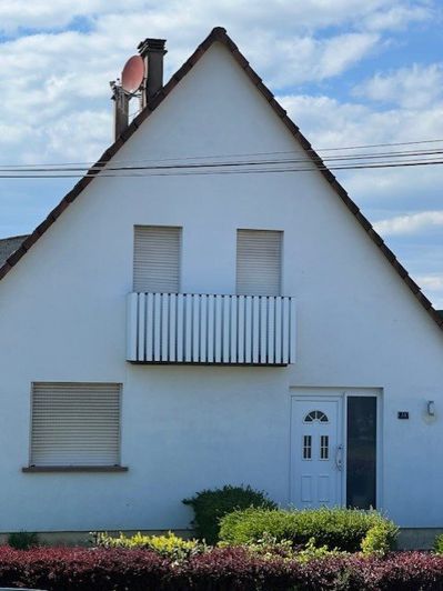 Image No.6-5 Bed House for sale
