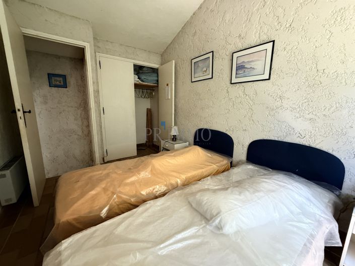 Image No.21-3 Bed House for sale