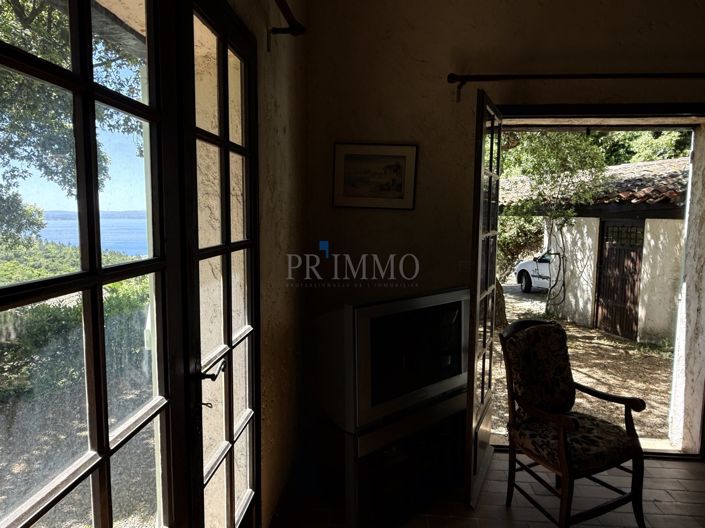 Image No.9-3 Bed House for sale