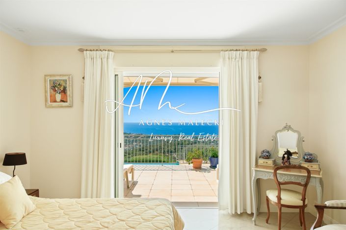 Image No.10-4 Bed House for sale