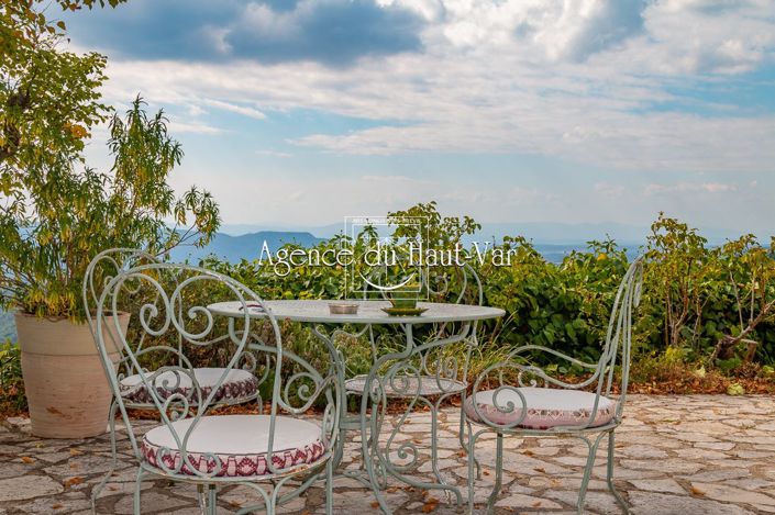 Image No.11-4 Bed House for sale