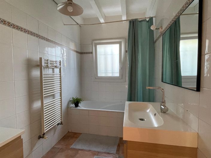 Image No.11-4 Bed House for sale