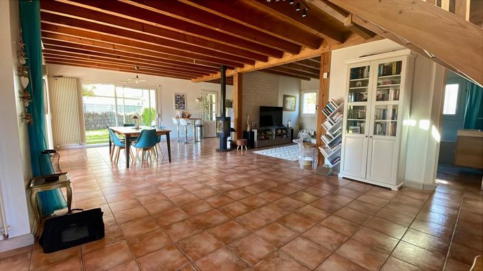 Image No.6-4 Bed House for sale