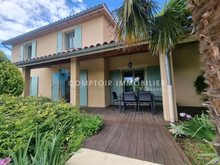 Image No.18-5 Bed House for sale