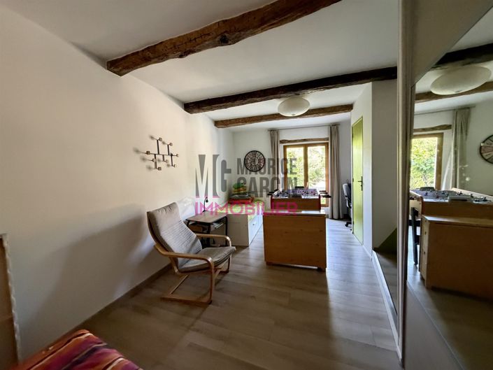 Image No.14-6 Bed House for sale