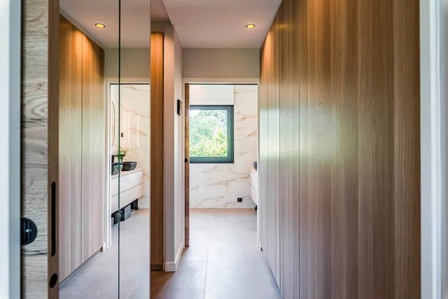 Image No.15-4 Bed House for sale