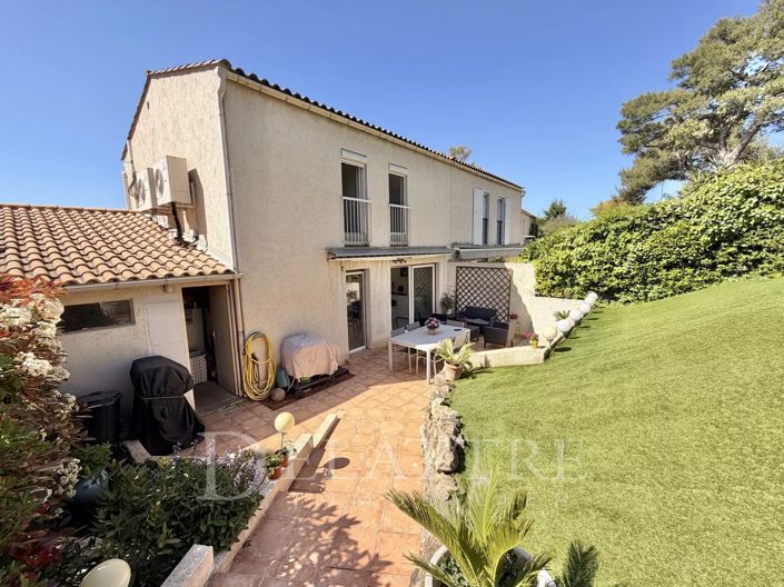 Image No.2-3 Bed House for sale