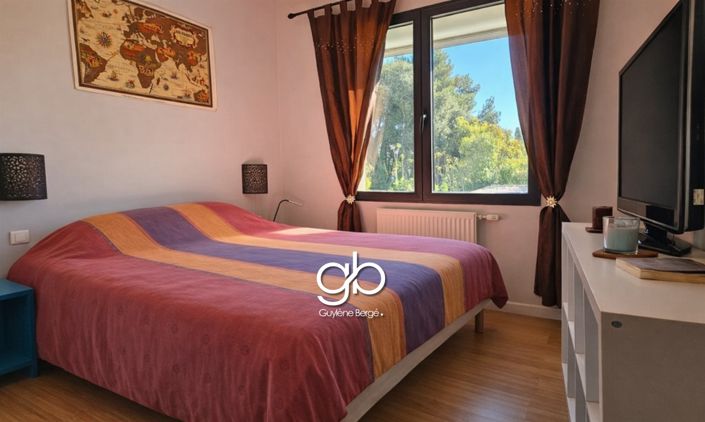 Image No.10-4 Bed House for sale
