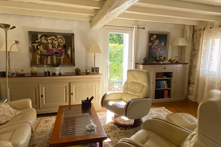 Image No.3-4 Bed House for sale