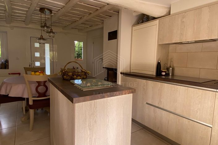 Image No.6-4 Bed House for sale