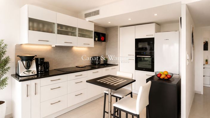 Image No.3-3 Bed Apartment for sale