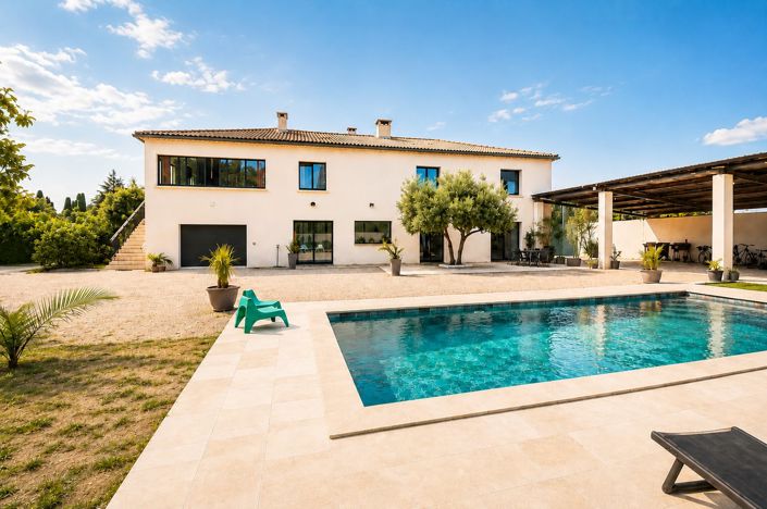 Image No.2-5 Bed House for sale