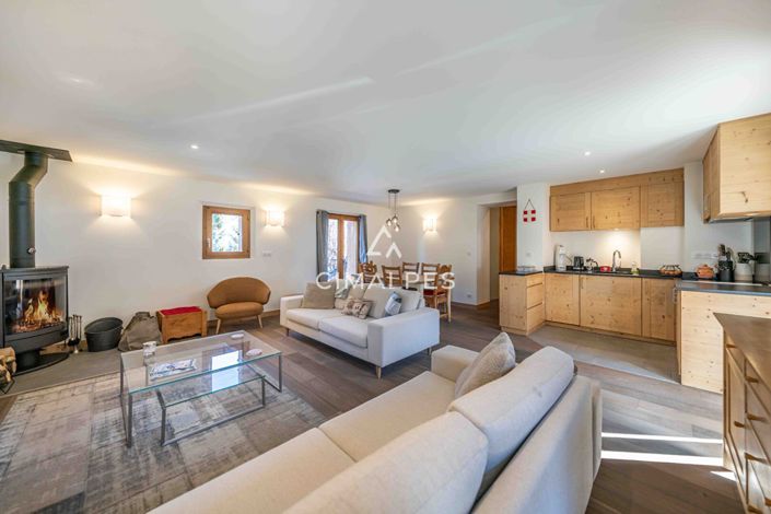 Image No.2-Appartement de 2 chambres à vendre à Courchevel
