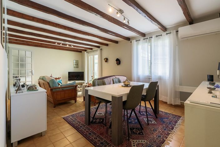 Image No.6-2 Bed House for sale