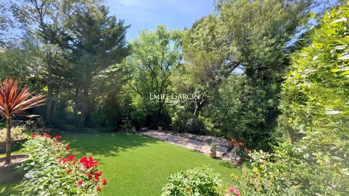 Image No.5-5 Bed House for sale