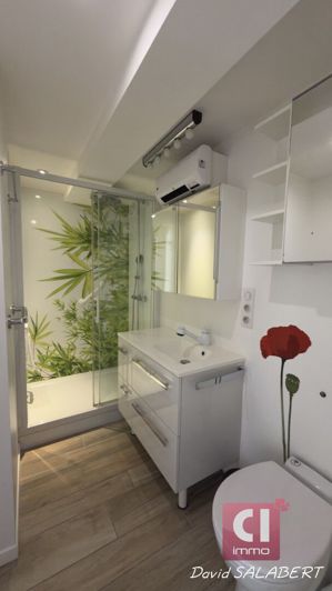 Image No.16-5 Bed House for sale