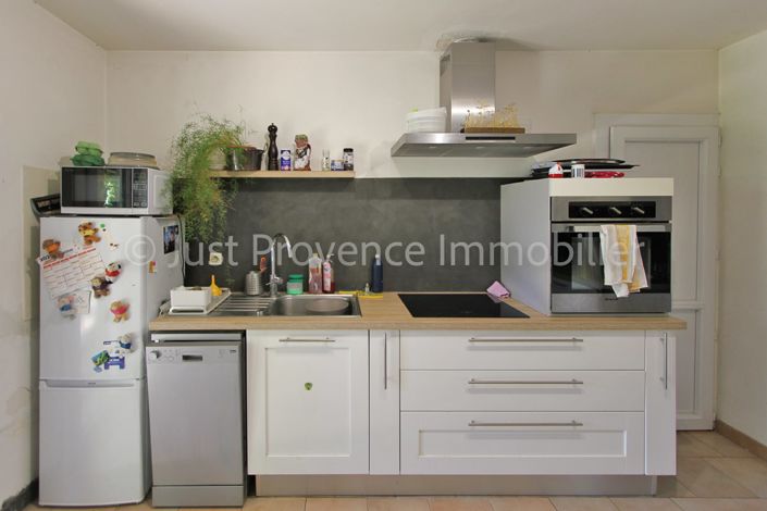 Image No.11-3 Bed House for sale