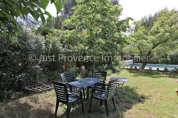 Image No.6-3 Bed House for sale