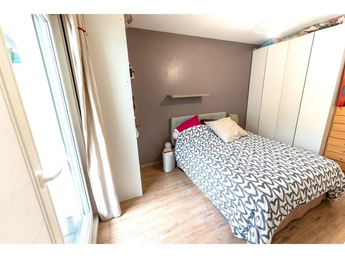 Image No.15-3 Bed Apartment for sale