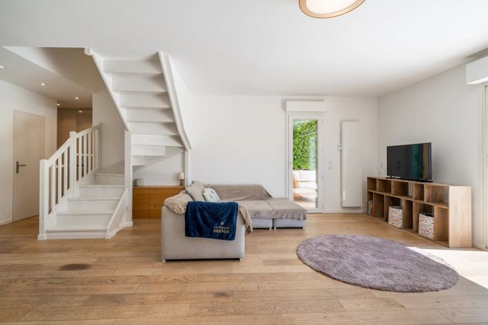 Image No.2-3 Bed House for sale