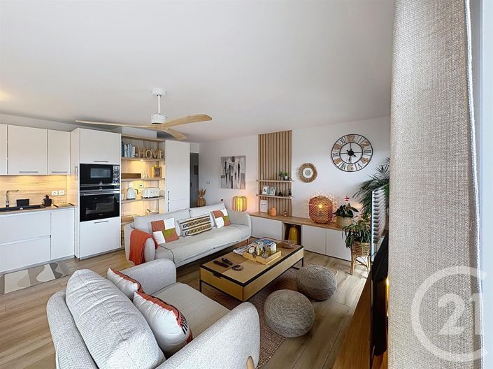 Image No.3-3 Bed Apartment for sale