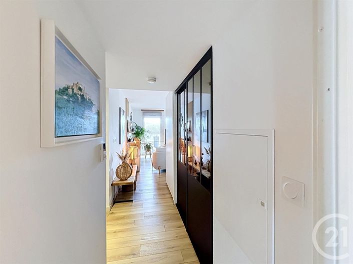Image No.6-3 Bed Apartment for sale