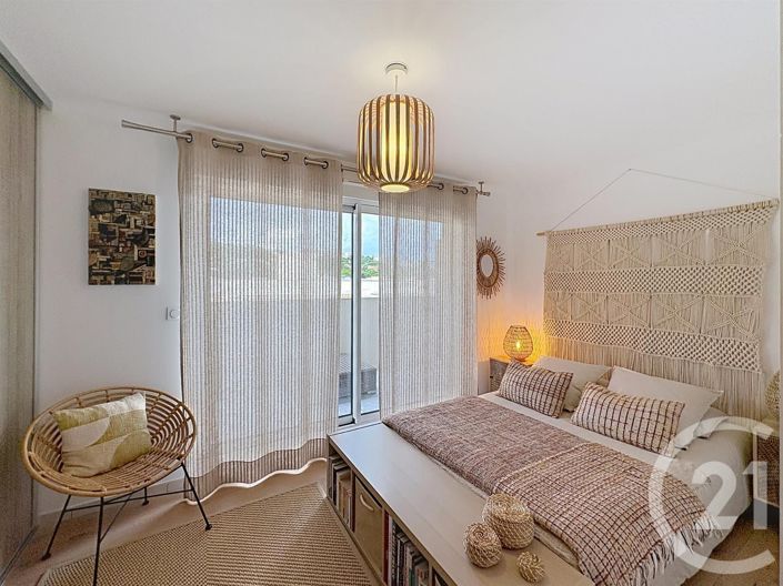 Image No.7-3 Bed Apartment for sale