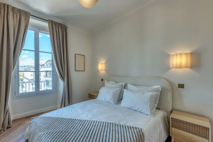 Image No.12-2 Bed Apartment for sale