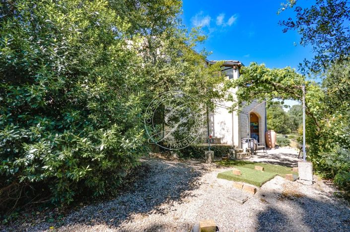 Image No.24-5 Bed House for sale