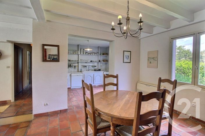 Image No.6-3 Bed House for sale
